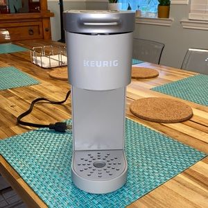 Keurig K-Slim Mini Coffee Maker, Single Serve K-Cup Pod Coffee Brewer